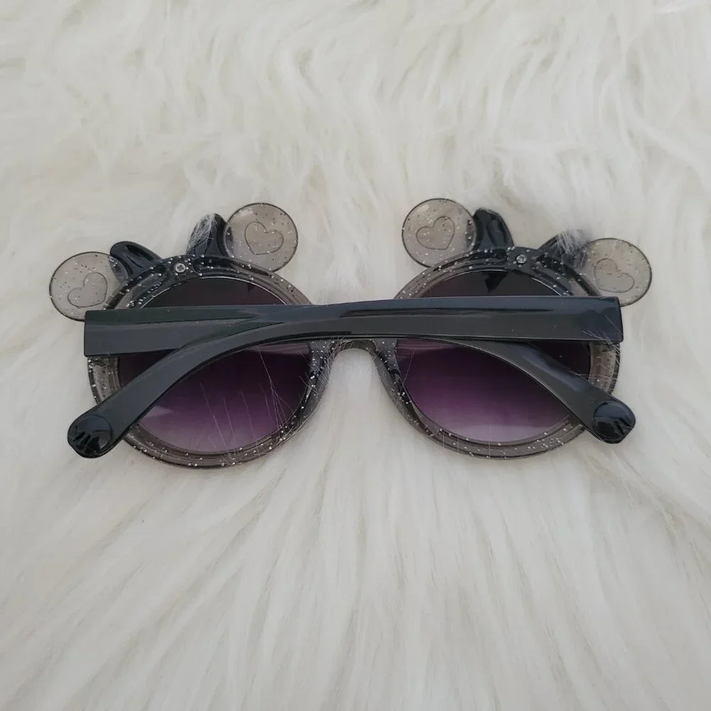 Minnie Mouse Sunglasses